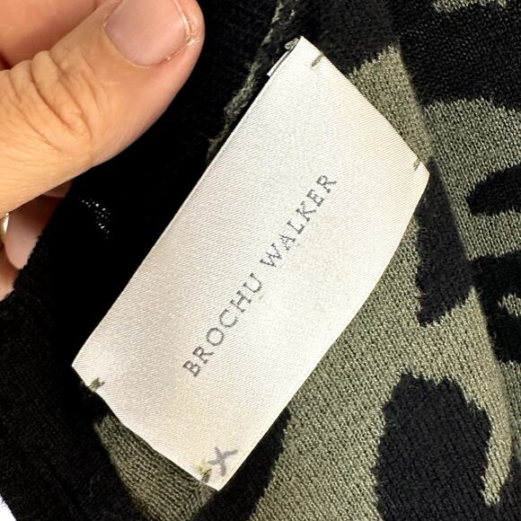 Brochu Walker Animal Print Sweater Green Black Back Zip Long Sleeve Size - Picture 10 of 15